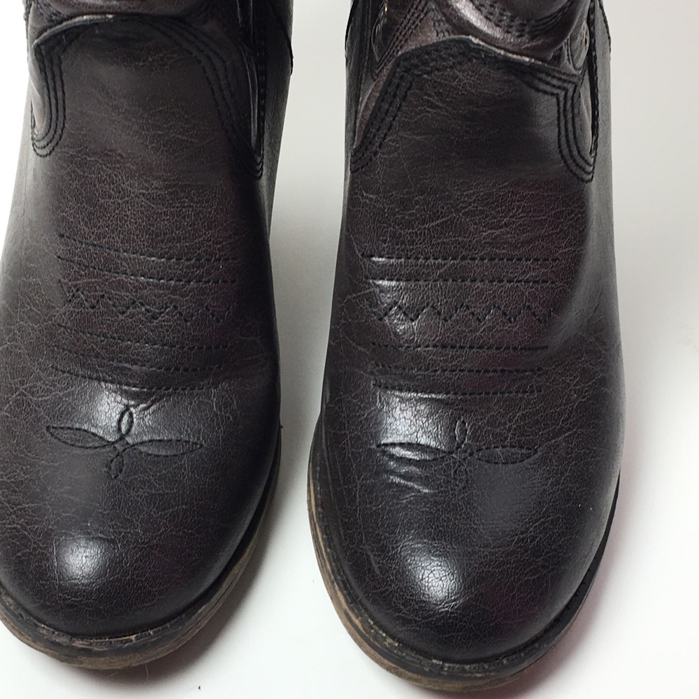 Mia boots